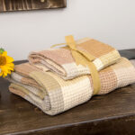 BINGO Kylpypyyhe vaaleanruskea