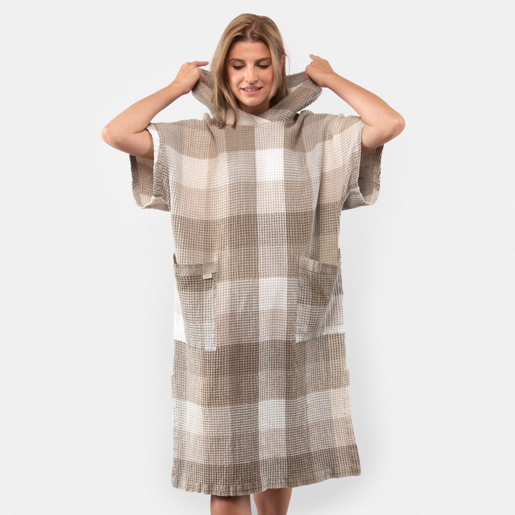 BINGO Poncho hiekka 2 BINGO Poncho hiekka - Image 2