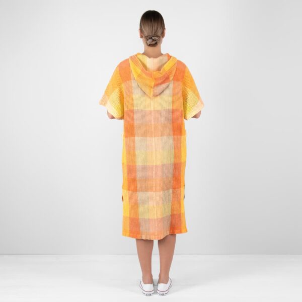 BINGO Poncho oranssi ruudullinen - Image 6