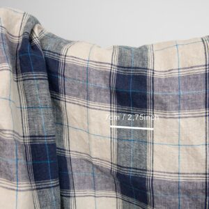 Pesty pellavakangas sinisävyisellä ruutukuviolla 10 linen washed fabric in blue checks with beige , sand