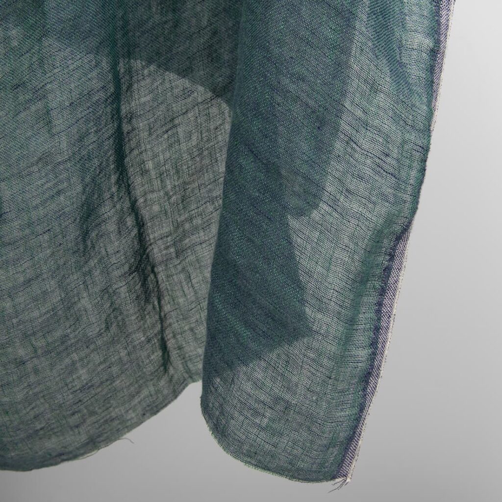 Pellavaharso pesty kangas sinivihreä 4 linen gauze blue green fabric, transparent