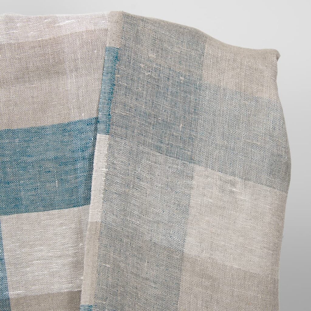 Pellavakangas luonnonvärisellä ja turkoosilla ruutukuviolla 3 linen checks turquoise, double sided