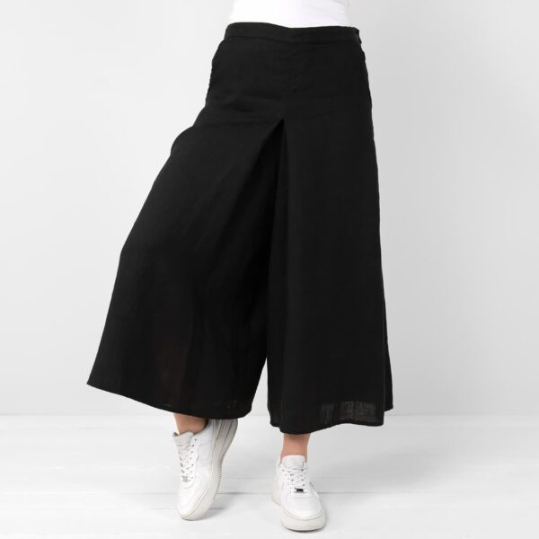 MYKA Culottes-housut musta