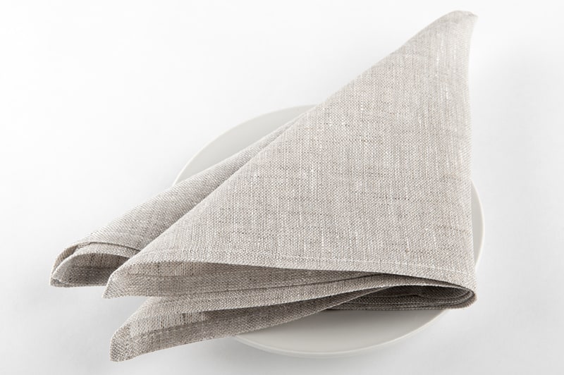 BASIC Lautasliina beige 1 BASIC Lautasliina beige