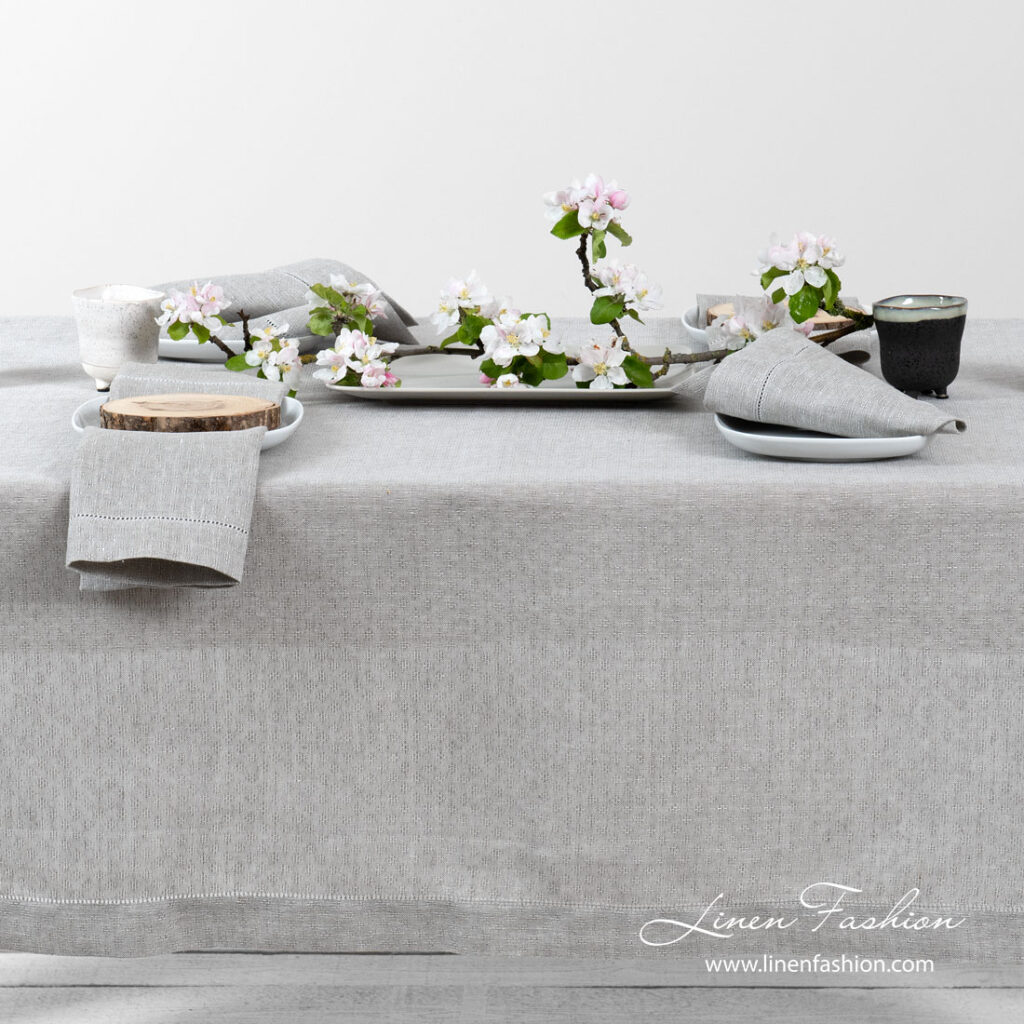 TANGO Pöytäliina vaaleanharmaa 2 TANGO Pöytäliina vaaleanharmaa - Image 2