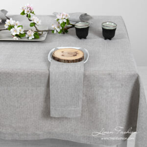 TANGO Pöytäliina vaaleanharmaa 17 TANGO Pöytäliina vaaleanharmaa