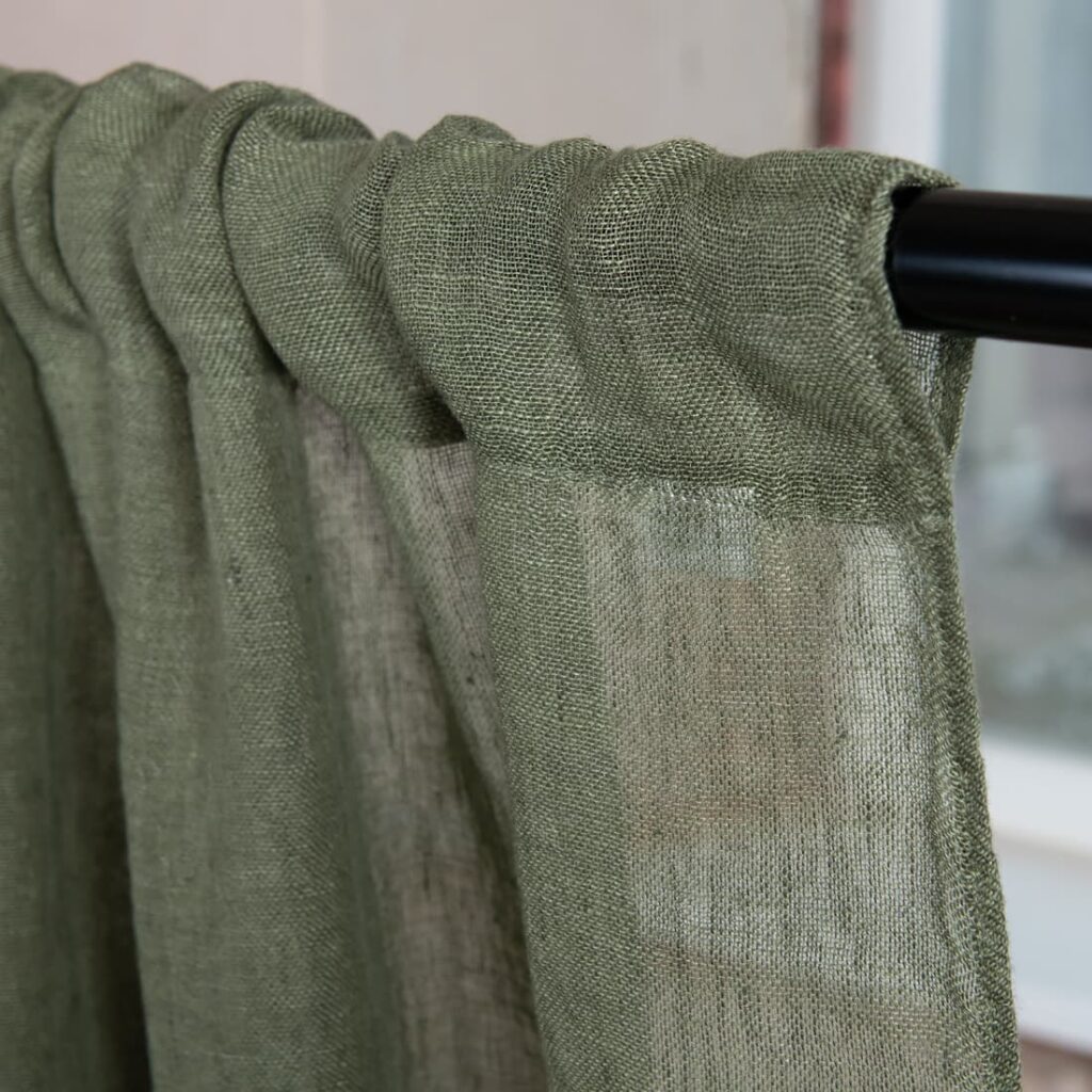 BOHEMIA Verho sammalenvihreä 6 moss green linen curtains, with channel