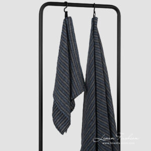 BAHA Kylpypyyhe siniraidallinen 10 BAHA Kylpypyyhe siniraidallinen