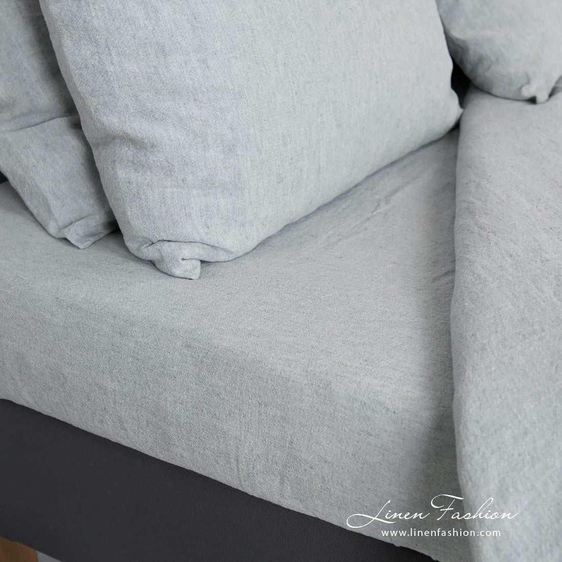 linen cotton blue grey bedlinen, fitted and flat sheets.