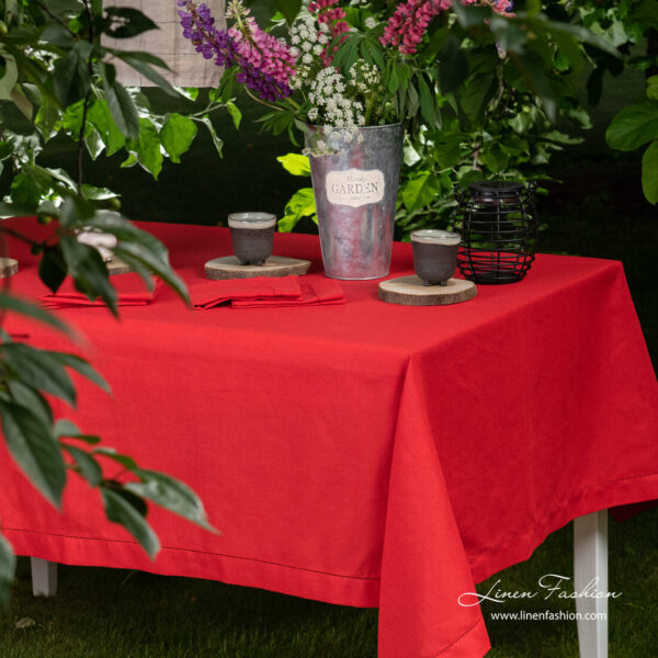 LUNA Pöytäliina punainen - Image 3