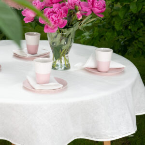 LUNA Pöytäliina pyöreä/ovaali valkoinen