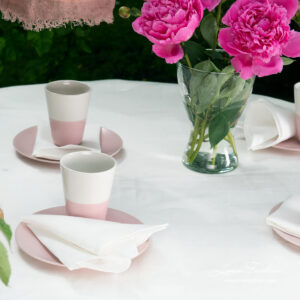 LUNA Pöytäliina pyöreä/ovaali valkoinen