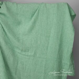 Leveä pesty vihreäraitainen pellavakangas