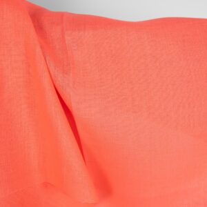 Living coral -värinen pellavakangas