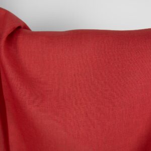 Kardinaalinpunainen pellavakangas