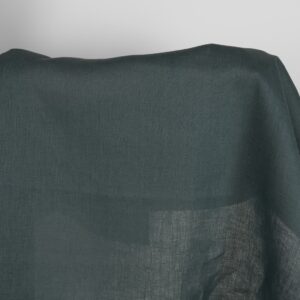 Pellavakangas orioninsinisen värisenä