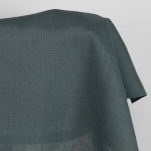 Pellavakangas orioninsinisen värisenä