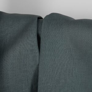 Pellavakangas orioninsinisen värisenä