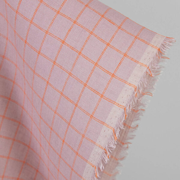 Liila oranssiruudullinen pellavakangas - Image 3