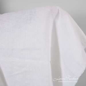 Optisenvalkoinen pellavakangas