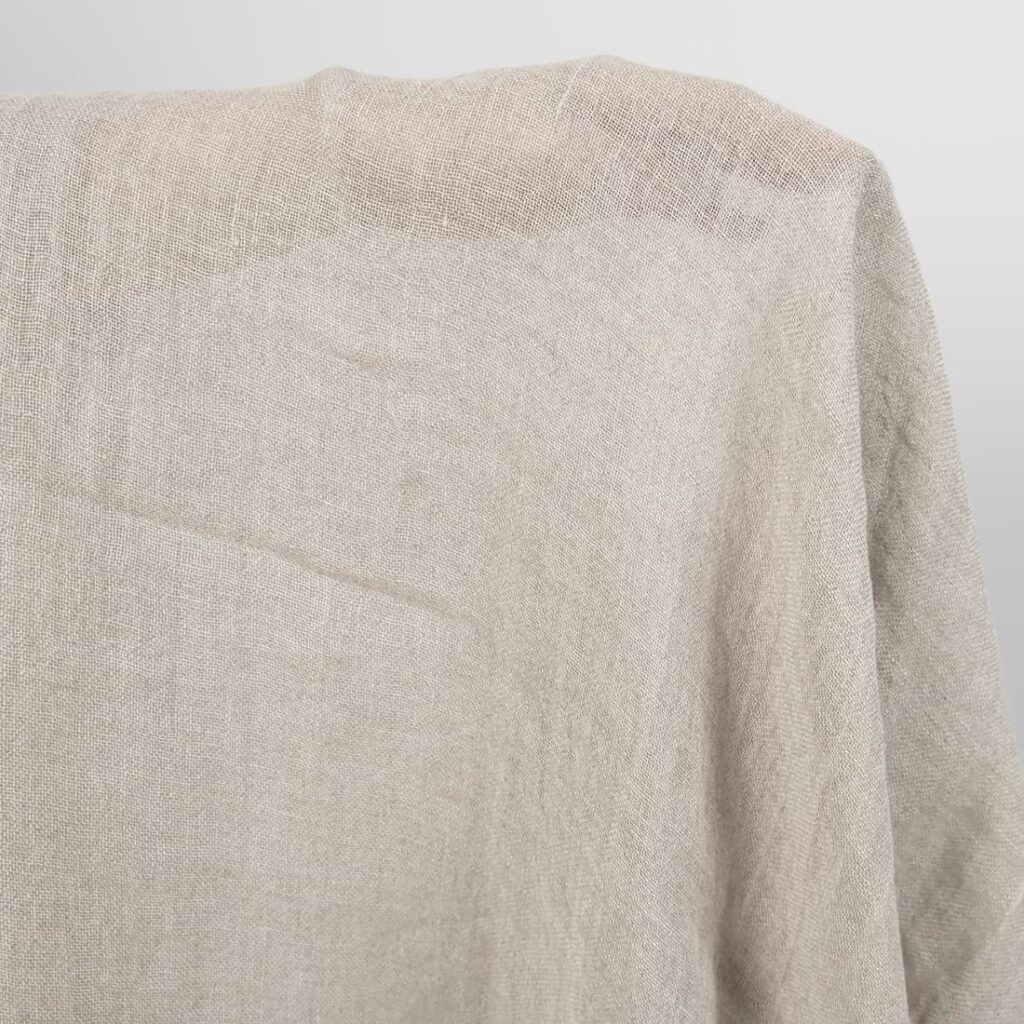 Luonnonharmaa läpikuultava pellavakangas pesty 2 Natural linen washed gauze fabric, not dyed