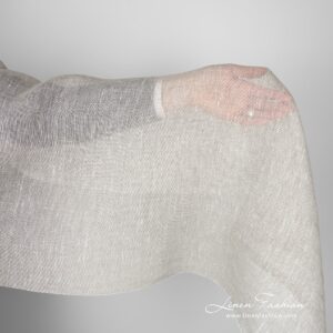 Läpikuultava vaaleanharmaa pellavakangas