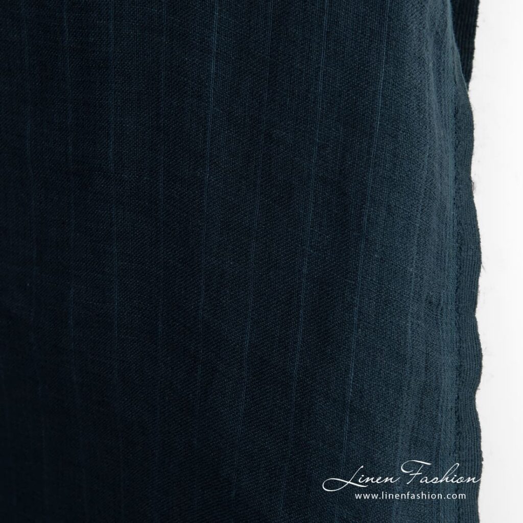 Tummansininen pellavakangas raidoilla, pesty 3 Dark blue linen fabric in stripes, for clothes and home textile