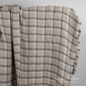Harmaanruskea ruudullinen pesty pellavakangas 9 Grey brown linen fabric in checks
