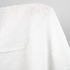 Leveä luonnonvalkoinen pellavakangas