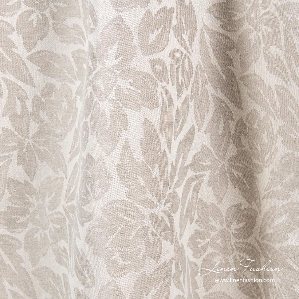 Pellavapuuvilla vaaleanharmaa kukkakuviollinen kangas 3 Light grey linen blend flower pattern fabric