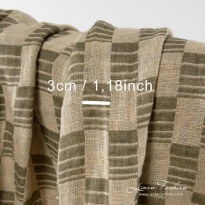 Pellavakangas vihreillä ja kellertävillä ruuduilla, pesty