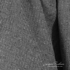 Musta raidallinen pesty pellavapuuvillakangas 11 Black linen cotton fabric in stripes, specially washed