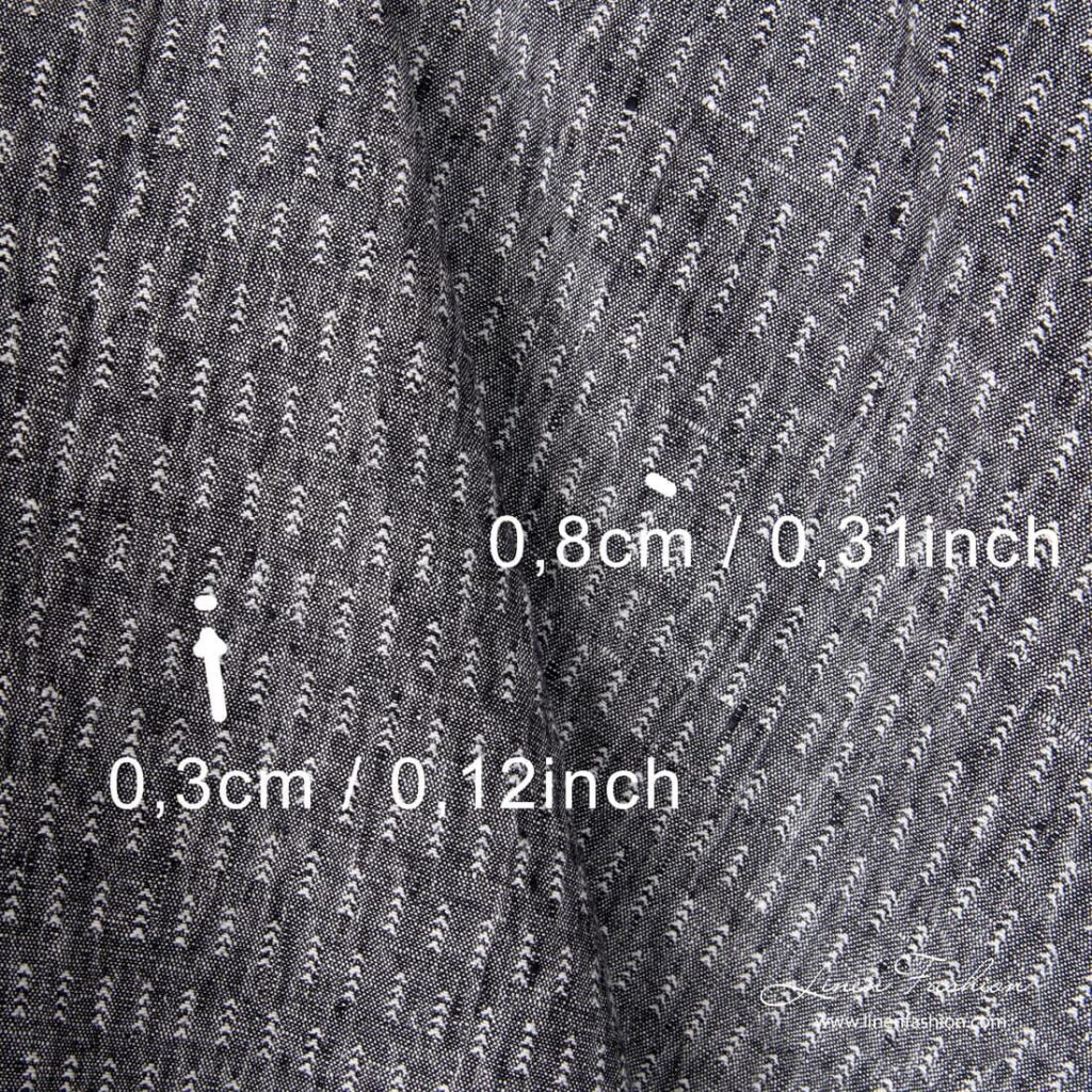 Pellava mustavalkoinen kuviollinen kangas pesty 2 Washed linen fabric, black backround with white ticks, measurements