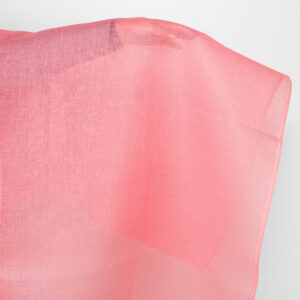 Kirkas pinkki ohut pellavakangas