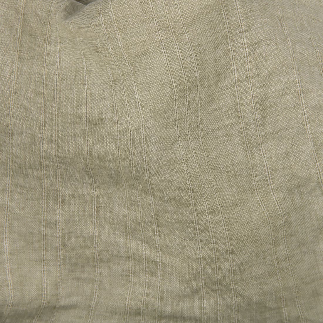 Vaaleanvihreä kuviollinen raidallinen pesty pellavakangas