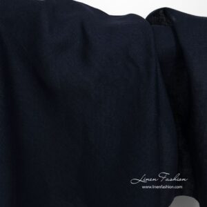 Mustansininen pellavakangas