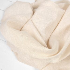 Vaaleankeltainen pellavakangas kultaisella lurexilla