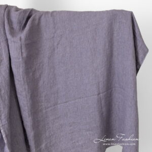 Violetti pellavasatiinikangas, pesty