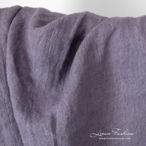 Violetti pellavasatiinikangas, pesty