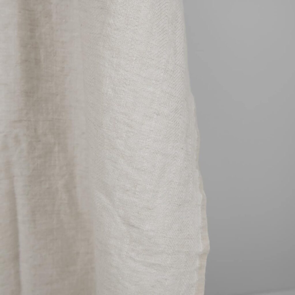 Pesty pellava-villakangas beige kalanruotokuviolla 4 Pesty pellava-villakangas beige kalanruotokuviolla - Image 4