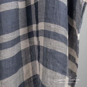 Pellavakangas harmaaraidallinen pesty 11 Linen fabric in stripes, woven from several shades of grey, natural linen, black and white color yarns