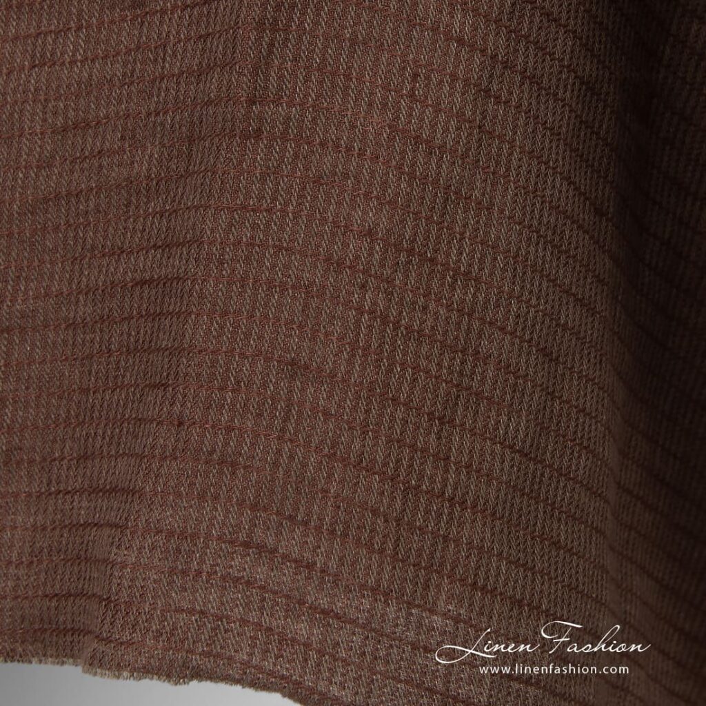 Pesty raidallinen toimikas-pellavakangas, ruskea 4 Striped linen fabric in brown color, high quality