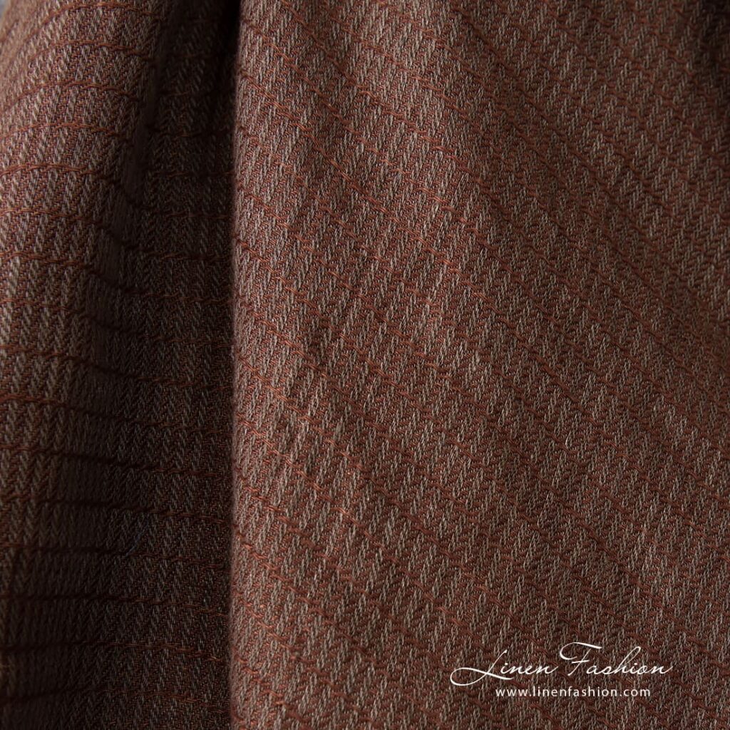 Pesty raidallinen toimikas-pellavakangas, ruskea 3 Striped linen fabric in brown color, washed fabric, high quality