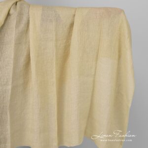 Pesty keltainen harvakudoksinen ruudullinen pellavakangas 9 Yellow openweave linen fabric