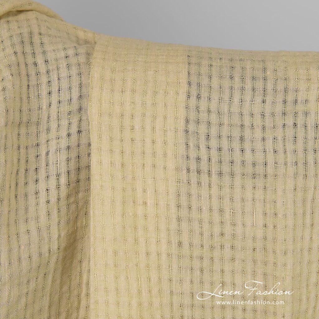 Pesty keltainen harvakudoksinen ruudullinen pellavakangas 3 Checked linen fabric