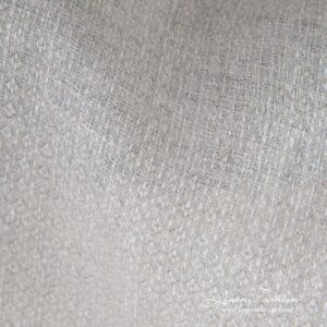 Vaaleanharmaa vinoneliökuvioinen pellavakangas 12 Light grey linen dobby fabric