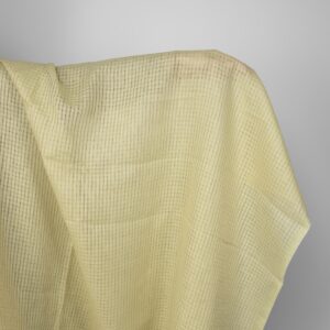 Pellavakangas, vaalean vihertävänkeltainen läpikuultava ruutukuosi