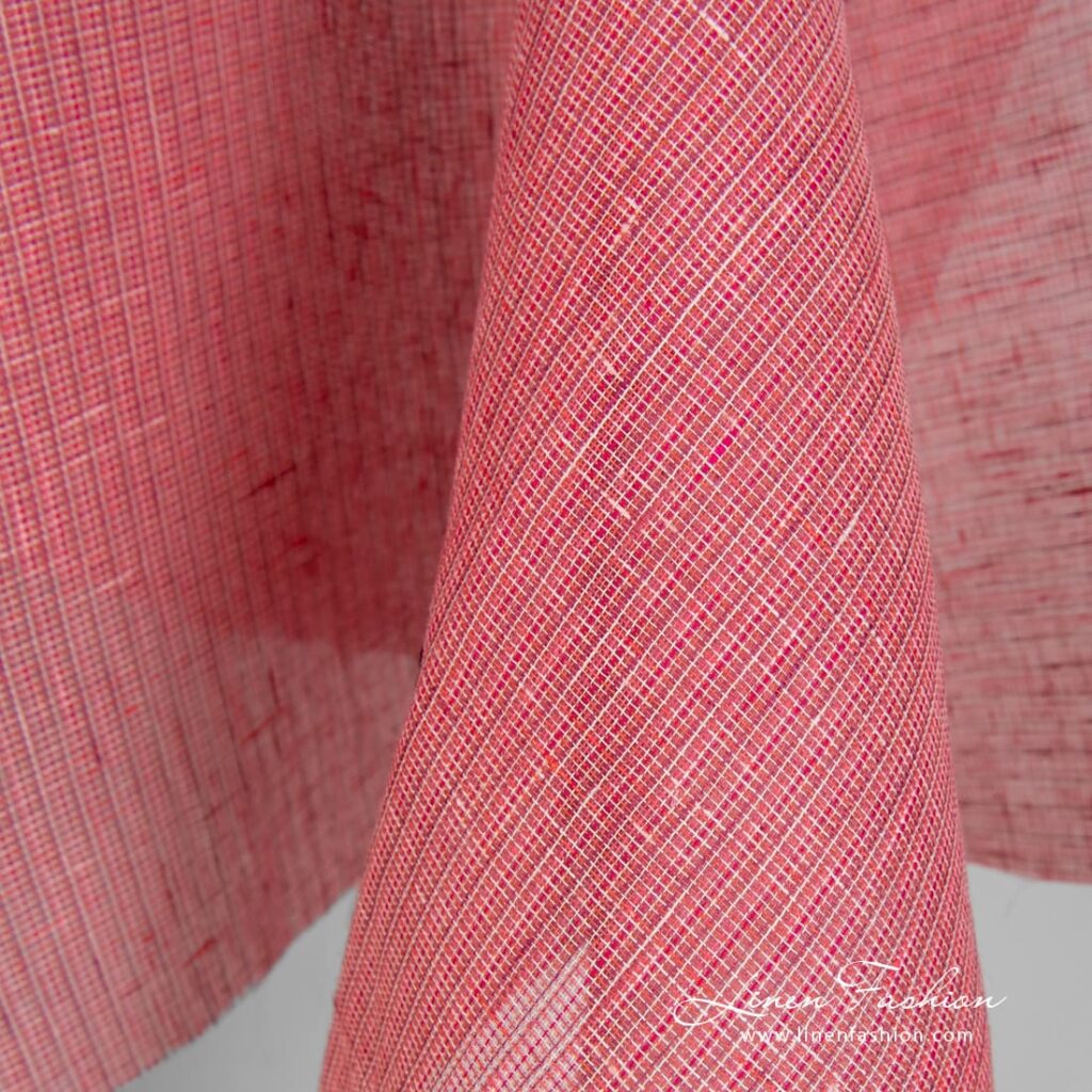 Rose pellavakangas läpikuultavilla ruuduilla 3 Rose linen gauze fabric in checks