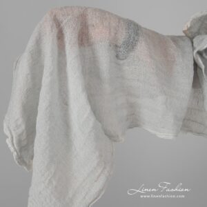 Pellavavilla vaaleanvihreä kangas pesty