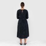 DELFINA Mekko musta kukkakuvioinen